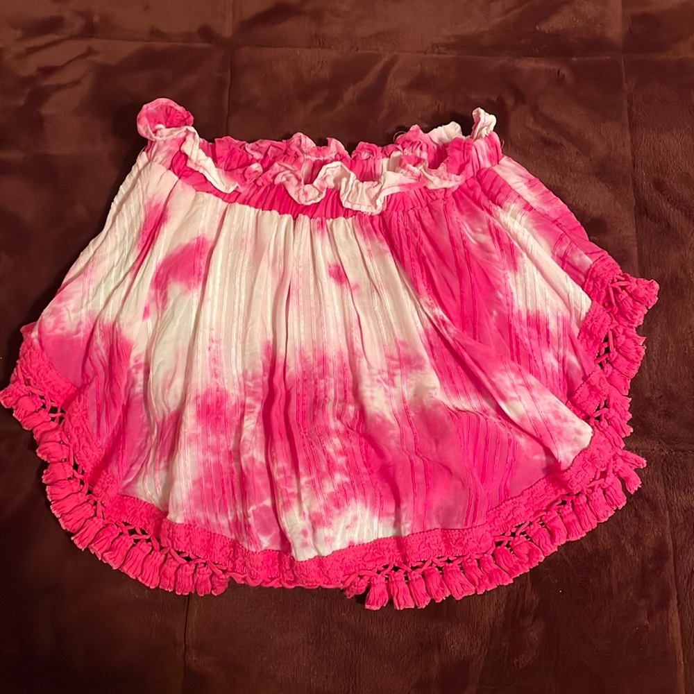 Pink and white flowy tube top